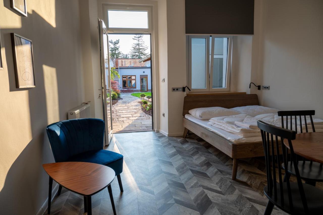 Art Hostel & Apartments Dvůr Králové nad Labem Extérieur photo